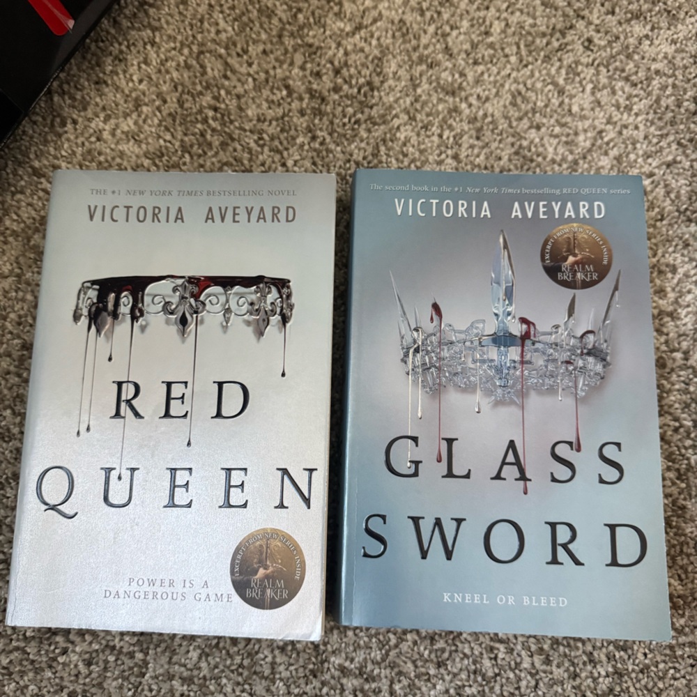 Red Queen and Glass Sword Books
